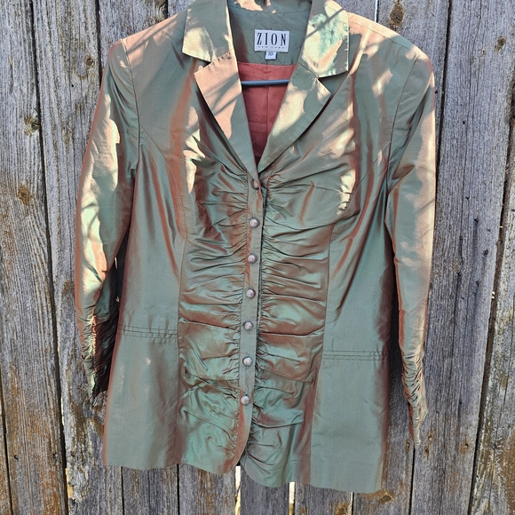 Women's Ruched Button-Up Jacket - Green - Picture 1 of 6
